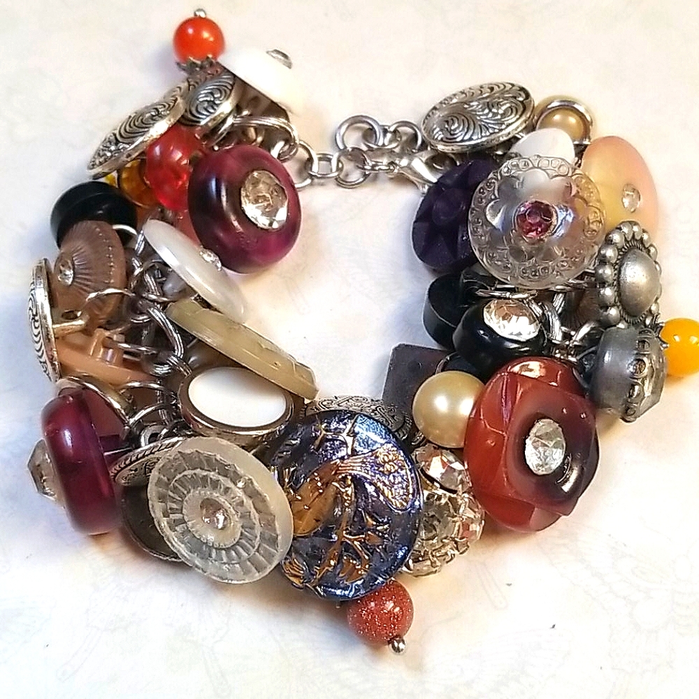 Vintage & Antique Rhinestone Metal Button Bracelet